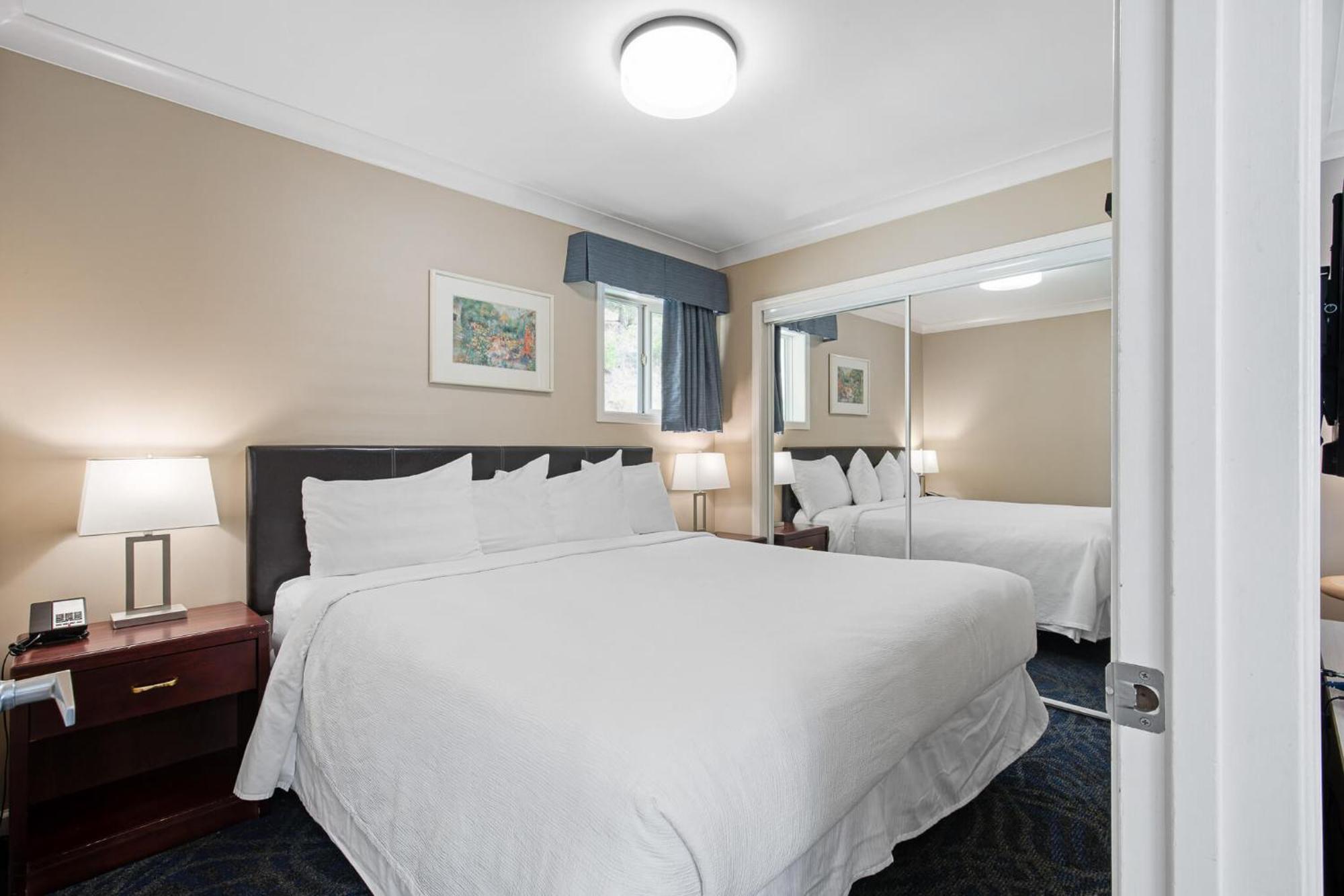 Glenwood Inn & Suites Trail Luaran gambar