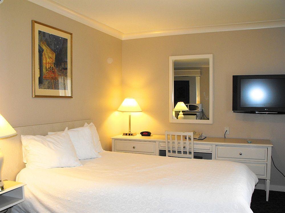 Glenwood Inn & Suites Trail Luaran gambar