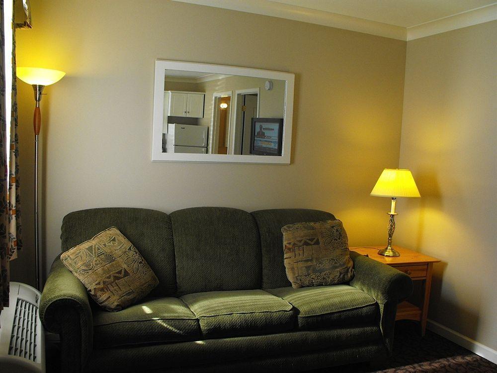 Glenwood Inn & Suites Trail Luaran gambar