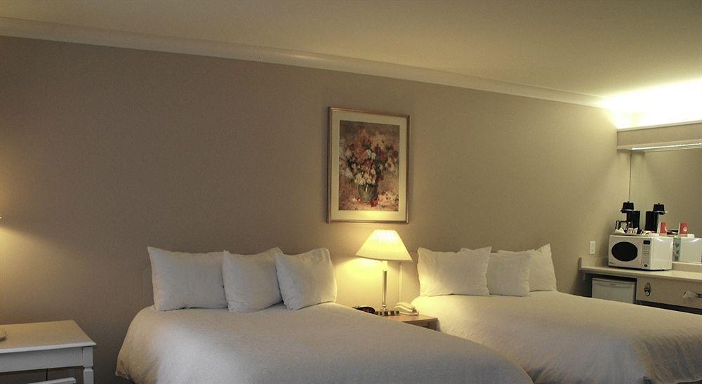 Glenwood Inn & Suites Trail Luaran gambar
